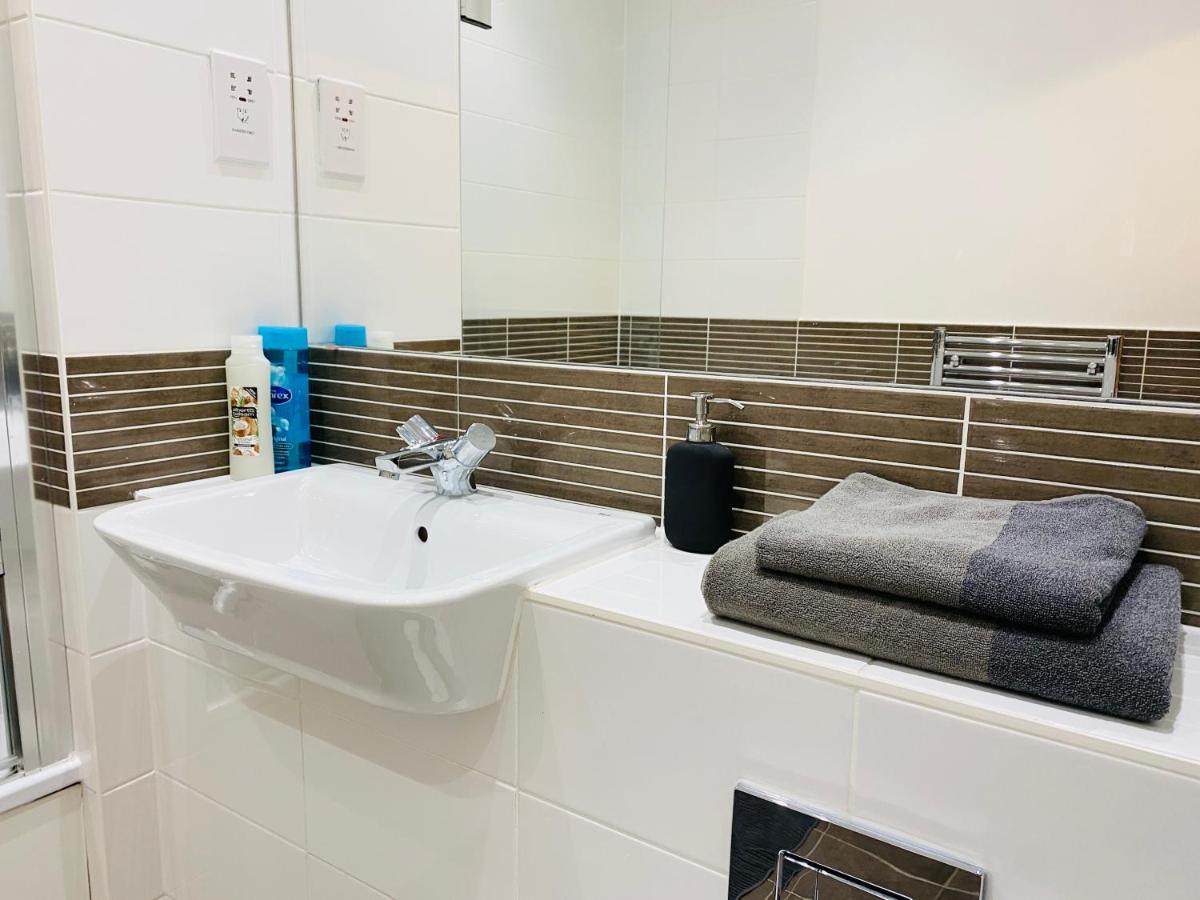 Spacious Two Bedroom Apartment In Balham Λονδίνο Εξωτερικό φωτογραφία